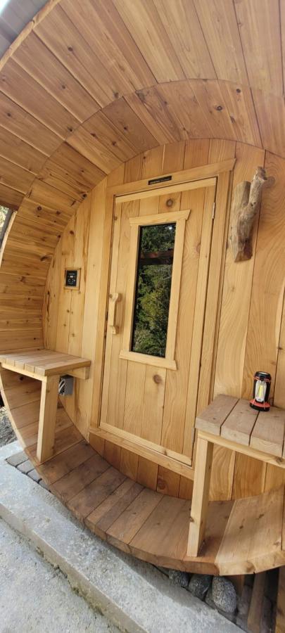 Sacred Pilgrimage Studio Guest House Metchosin Exterior photo